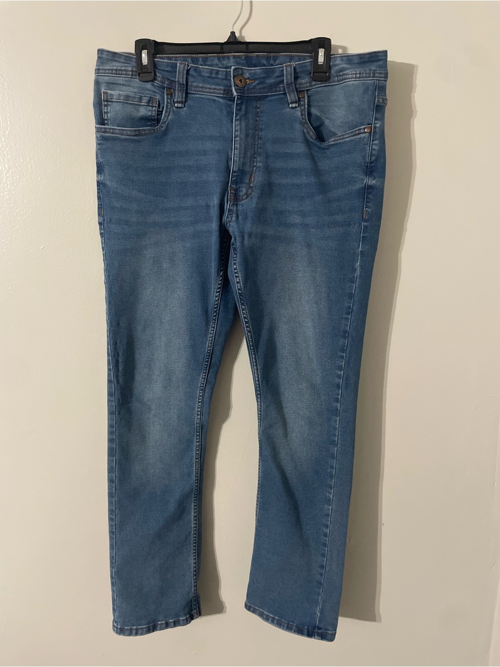 TPJ Slim Straight Men's Jeans in Medium Blue Sz- Men’s 34wX30